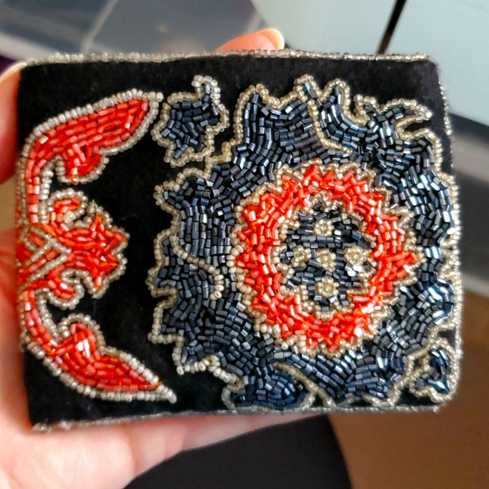 Moyna vintage mini purse